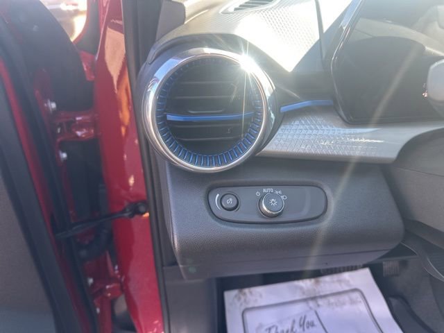 New 2026 Chevrolet Trax LT w/ Driver Confidence Package image 18