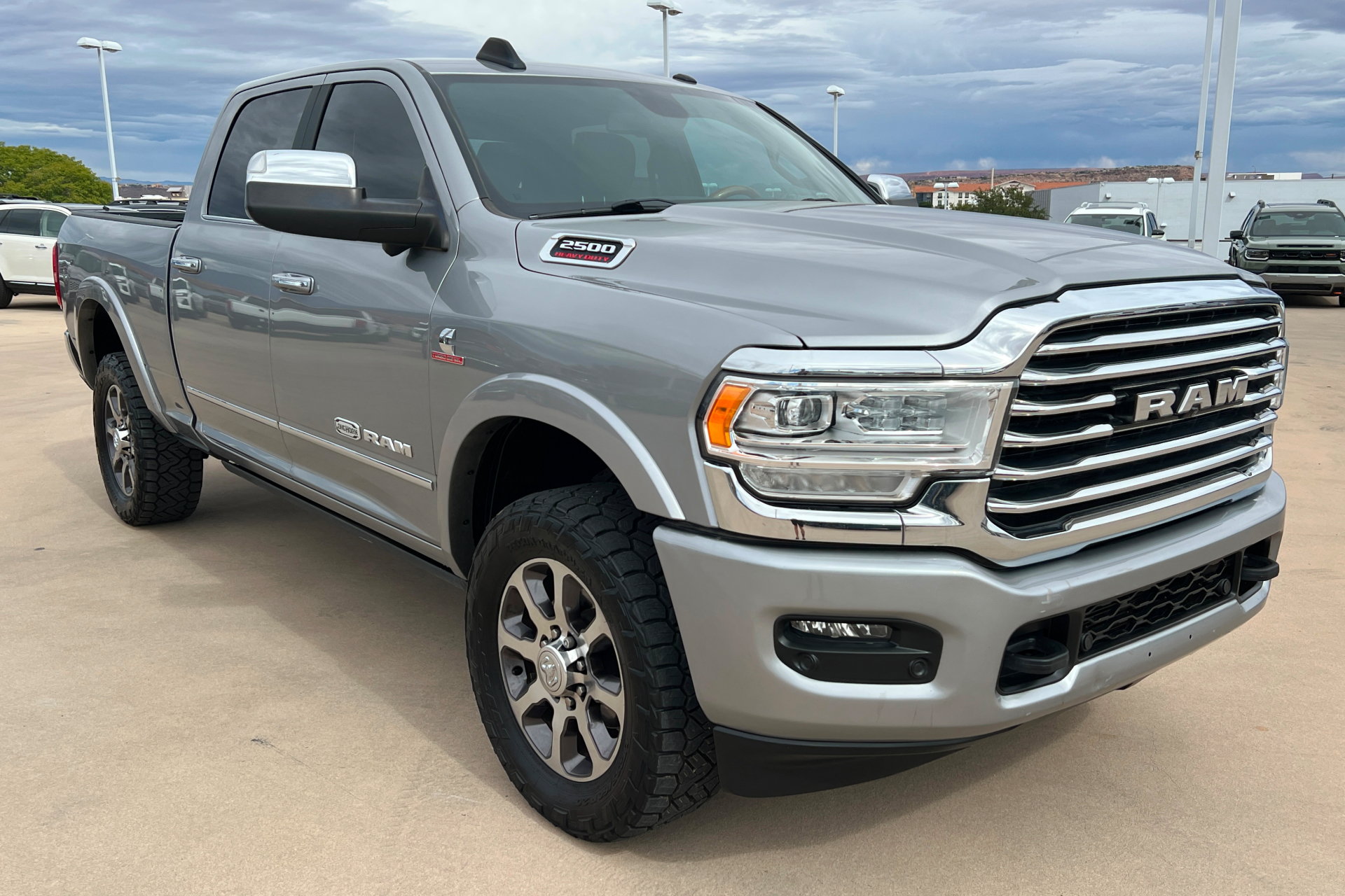 Used 2022 RAM 2500 Limited AWD/4WD image 7
