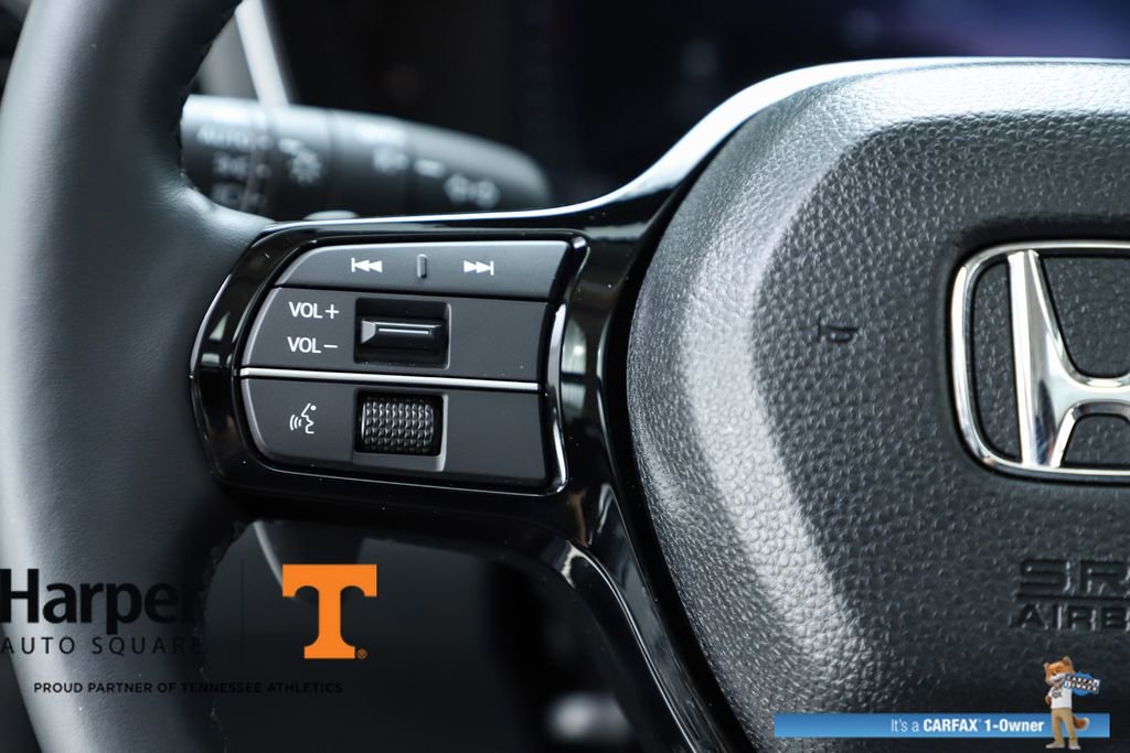 Used 2025 Honda Pilot Elite image 21