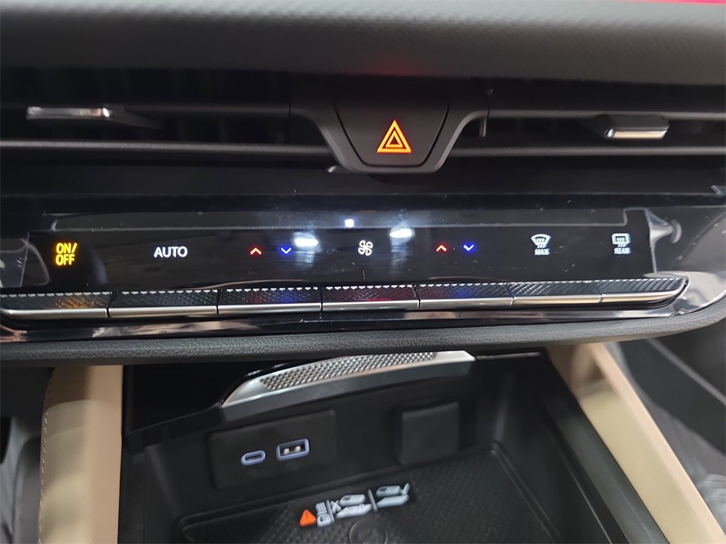 New 2026 Buick Envision Preferred image 21