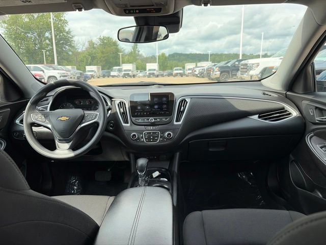 Used 2024 Chevrolet Malibu LT FWD image 43