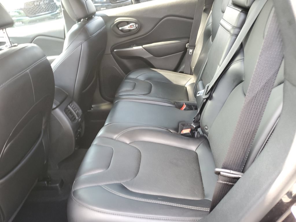 Certified 2019 Jeep Cherokee Limited AWD/4WD image 13