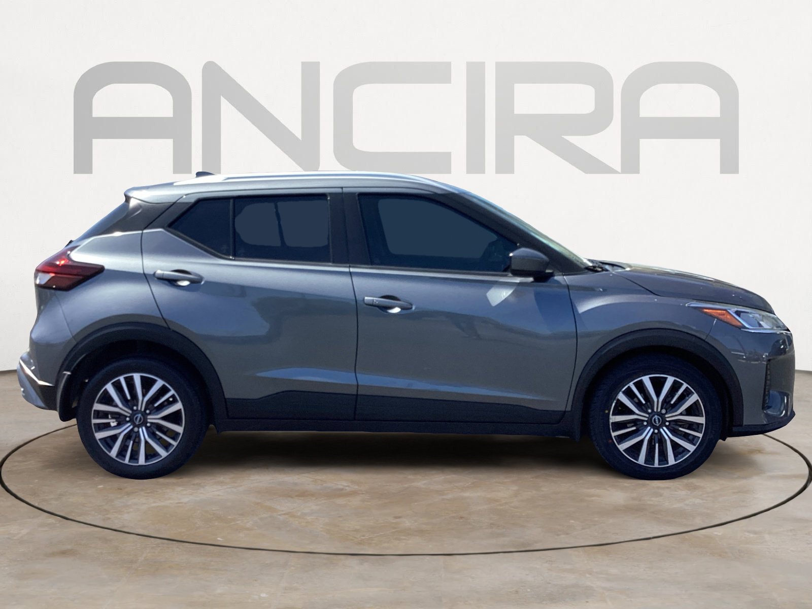 Used 2022 Nissan Kicks SV image 15