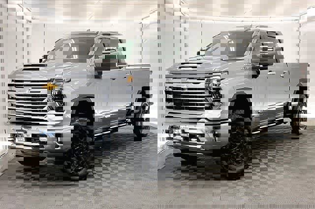 New 2025 Chevrolet Silverado 3500 High Country w/ High Country Premium Package