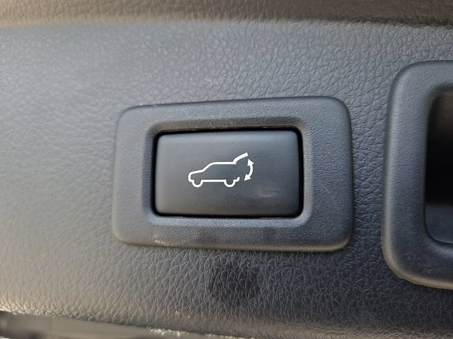 Used 2015 Subaru Forester 2.5i Limited AWD/4WD image 32