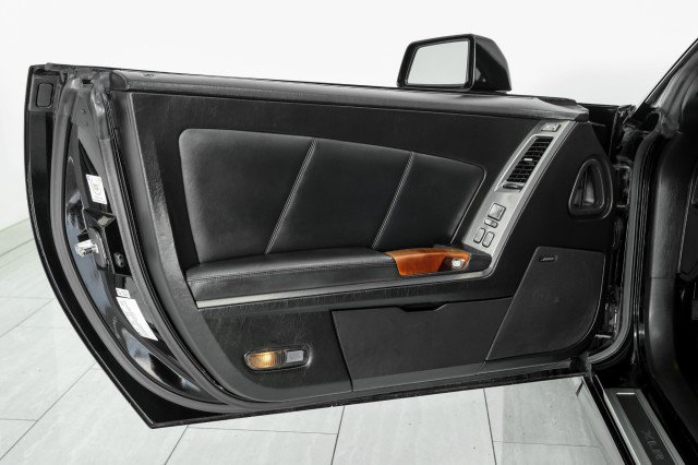 Used 2006 Cadillac XLR RWD image 35