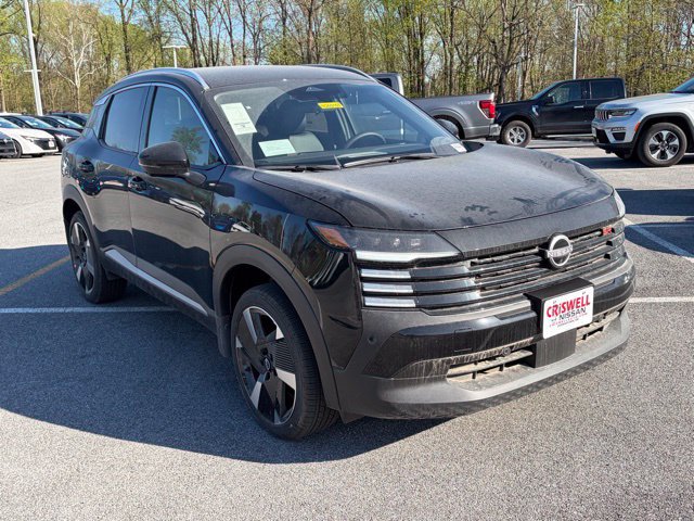 New 2026 Nissan Kicks SR FWD image 2