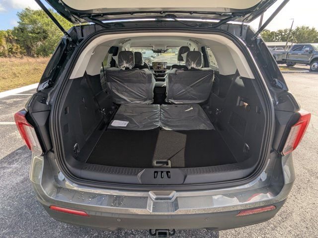 New 2026 Ford Explorer Active image 14