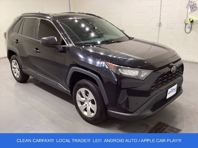 Used 2021 Toyota RAV4 LE FWD image 1