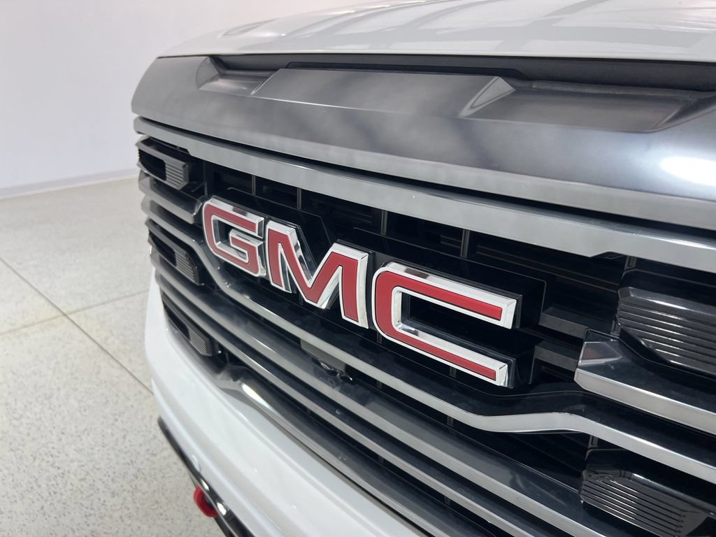 Used 2022 GMC Sierra 1500 AT4 w/ AT4 Premium Package AWD/4WD image 28