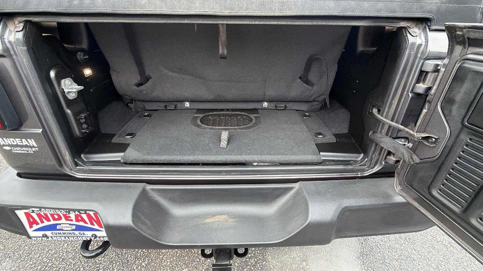 Used 2023 Jeep Wrangler Sport S image 10