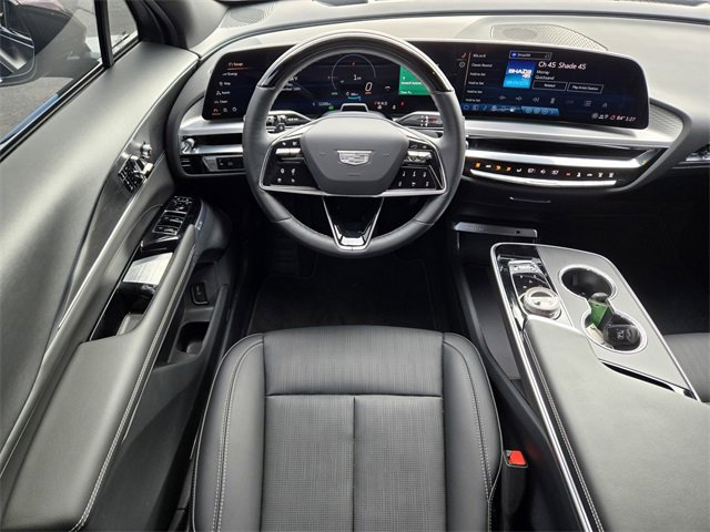 Used 2025 Cadillac Lyriq Sport image 11