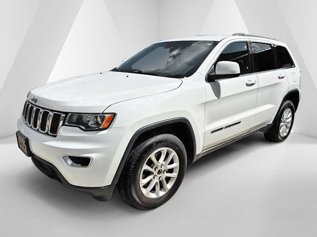 Used 2021 Jeep Grand Cherokee Laredo AWD/4WD image 3