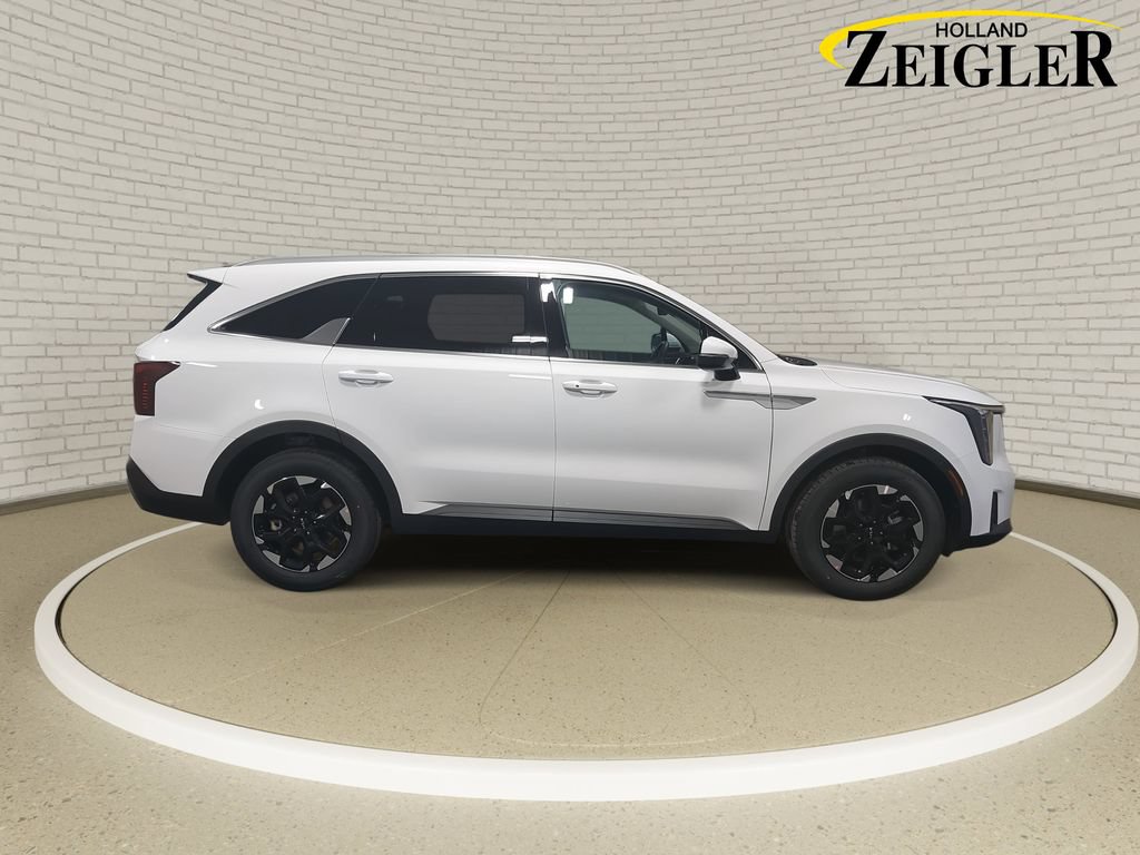 New 2026 Kia Sorento S w/ S Panoramic Sunroof Package FWD image 4