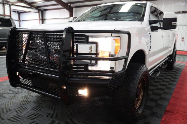 Used 2017 Ford F350 Lariat w/ Lariat Ultimate Package AWD/4WD image 23