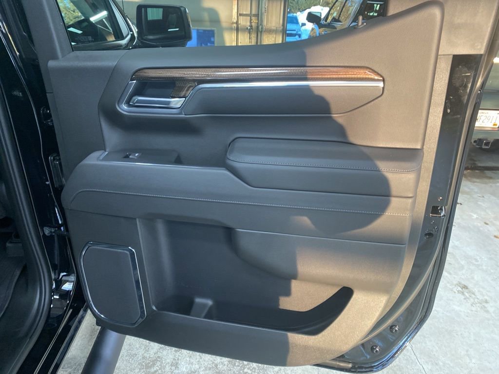 New 2026 Chevrolet Silverado 1500 LT Trail Boss w/ Safety Package image 28