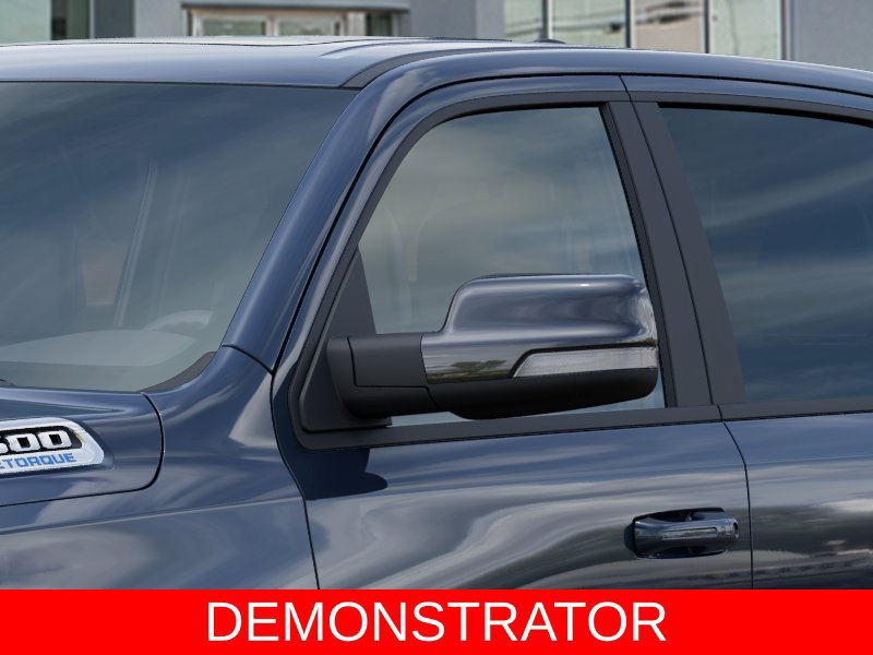 New 2026 RAM 1500 Laramie AWD/4WD image 12