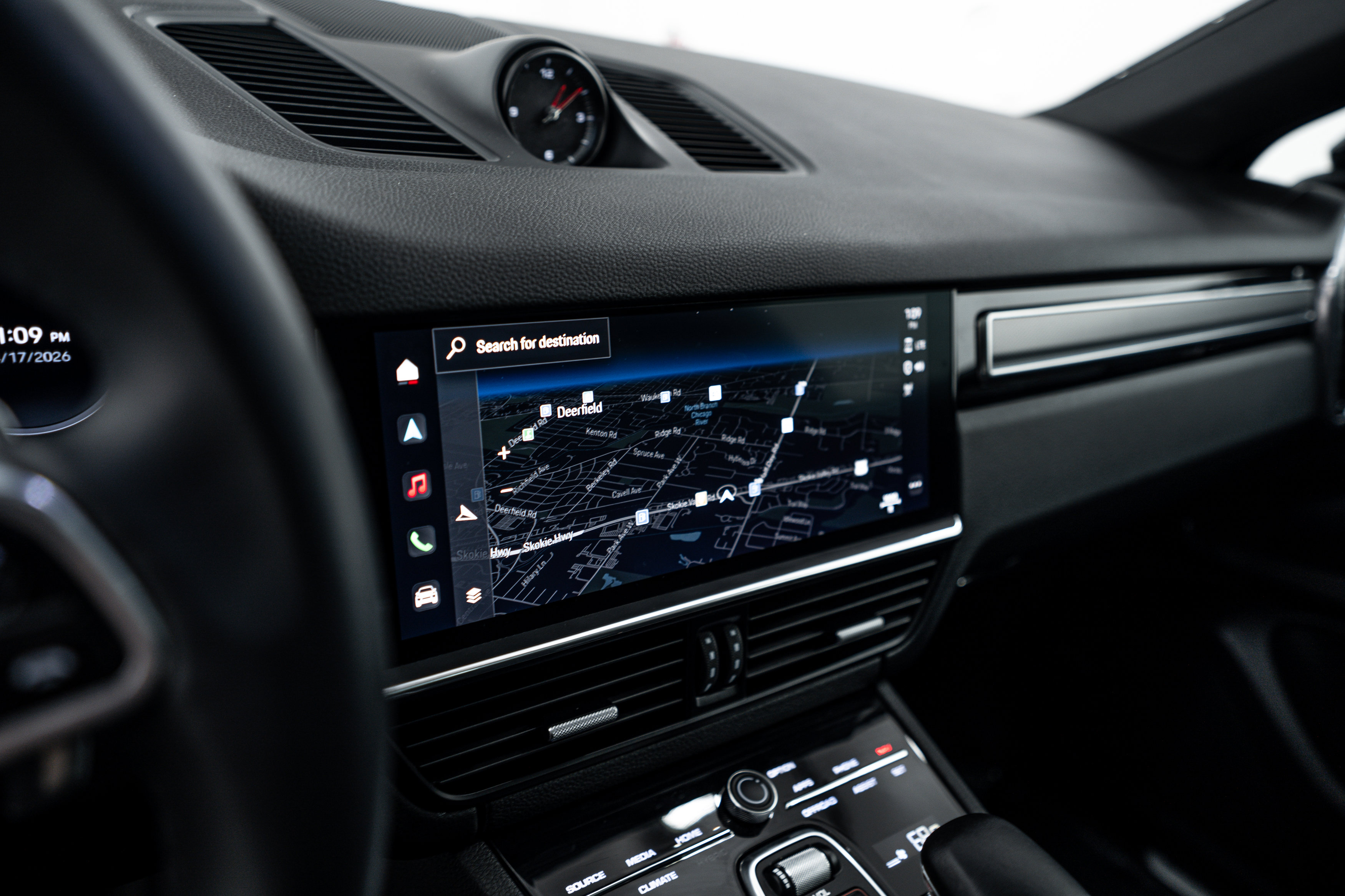 Certified 2022 Porsche Cayenne Platinum Edition AWD/4WD image 17