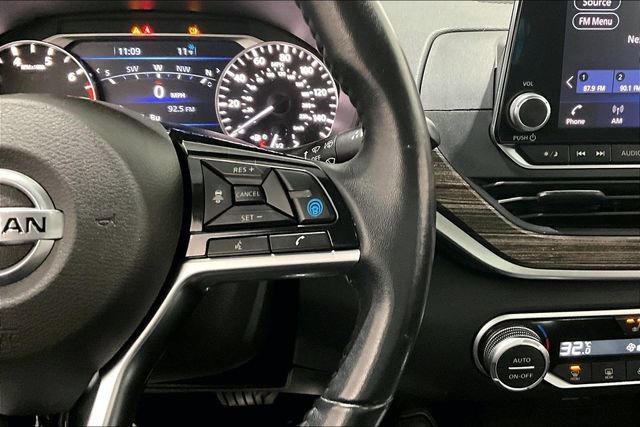 Used 2019 Nissan Altima 2.5 Platinum image 12