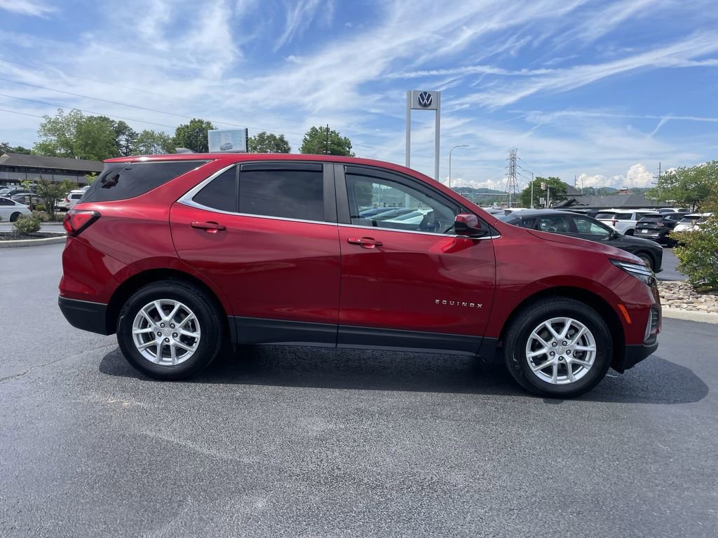Used 2023 Chevrolet Equinox LT AWD/4WD image 4