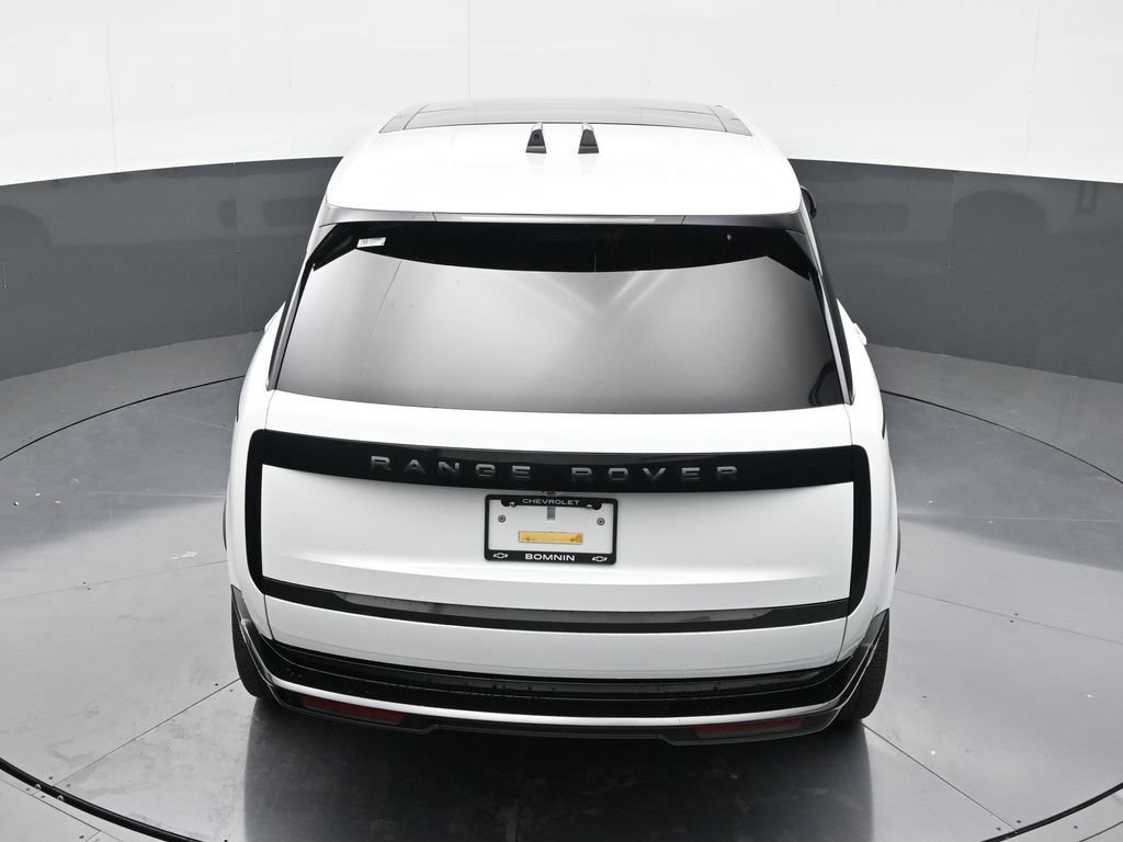 Used 2025 Land Rover Range Rover Long Wheelbase SE AWD/4WD image 15