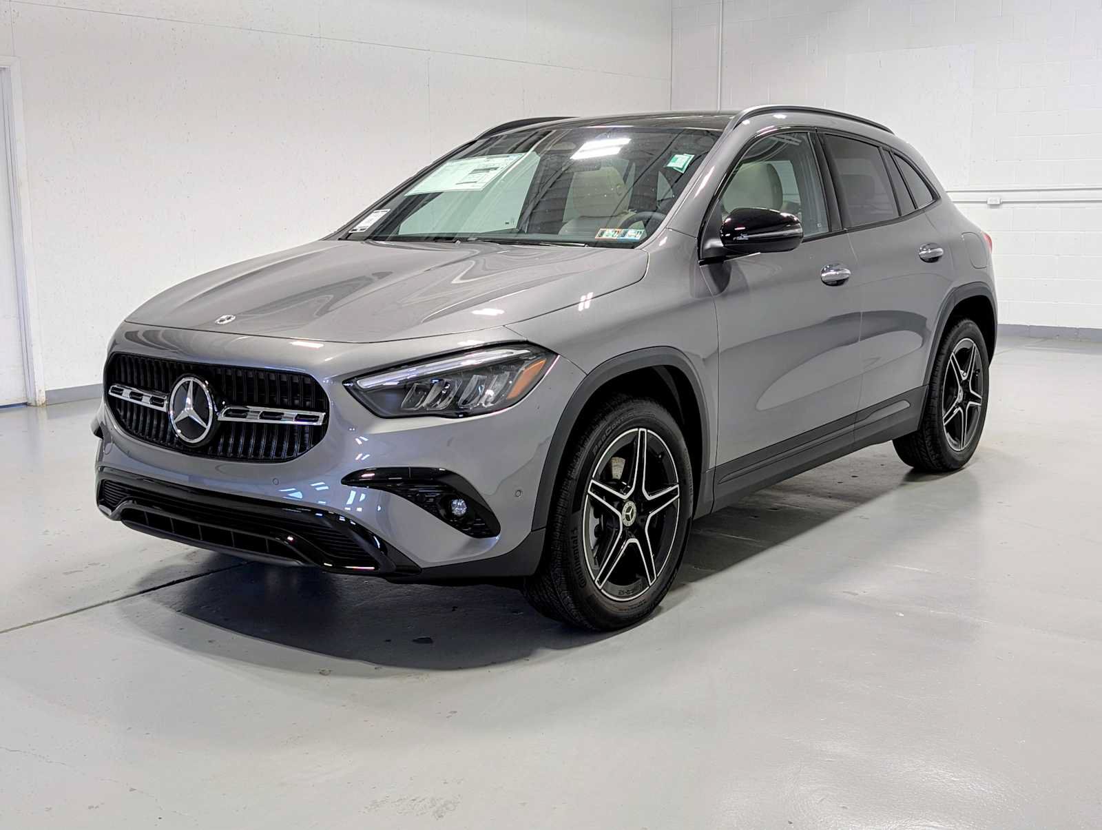 New 2026 Mercedes-Benz GLA 250 4MATIC image 1