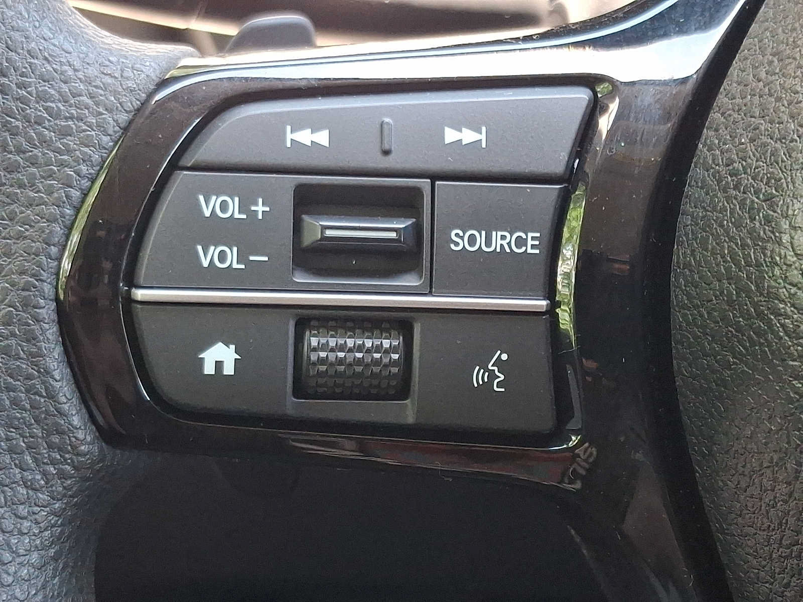 Certified 2023 Honda Pilot LX image 20