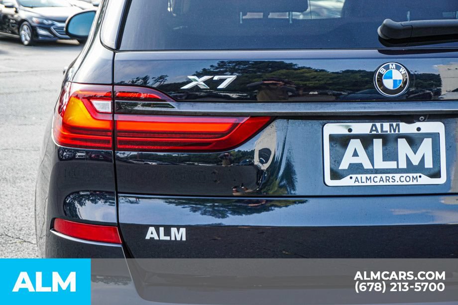 Used 2022 BMW X7 xDrive40i w/ M Sport Package AWD/4WD image 14