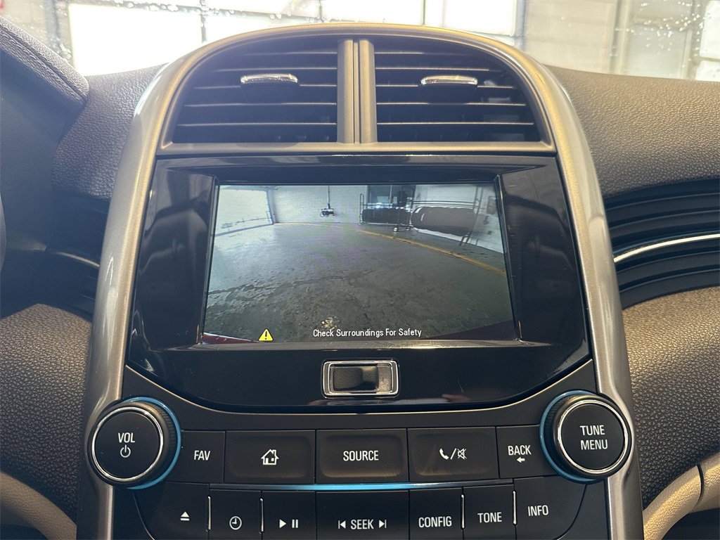 Used 2014 Chevrolet Malibu LT image 23