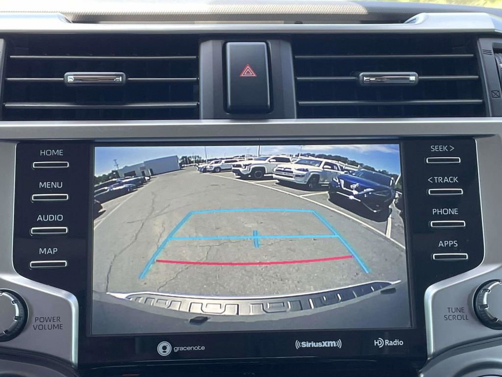 Used 2020 Toyota 4Runner SR5 Premium w/ Moonroof Package AWD/4WD image 32