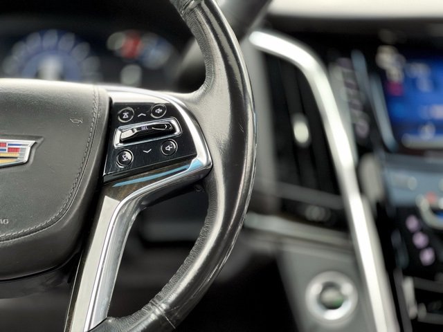 Used 2019 Cadillac Escalade ESV Platinum image 38