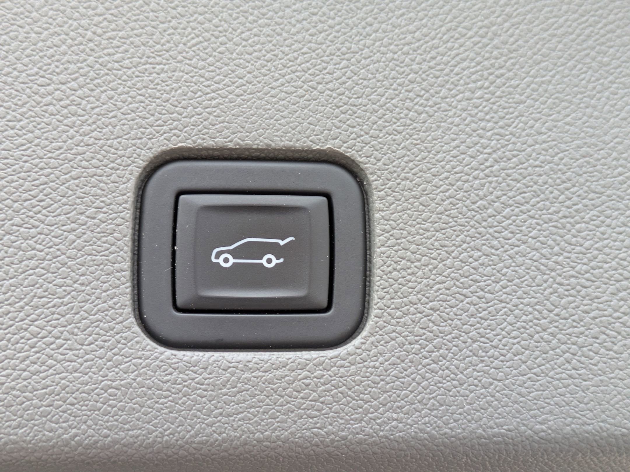 Used 2023 Cadillac XT6 Premium Luxury w/ Technology Package image 36