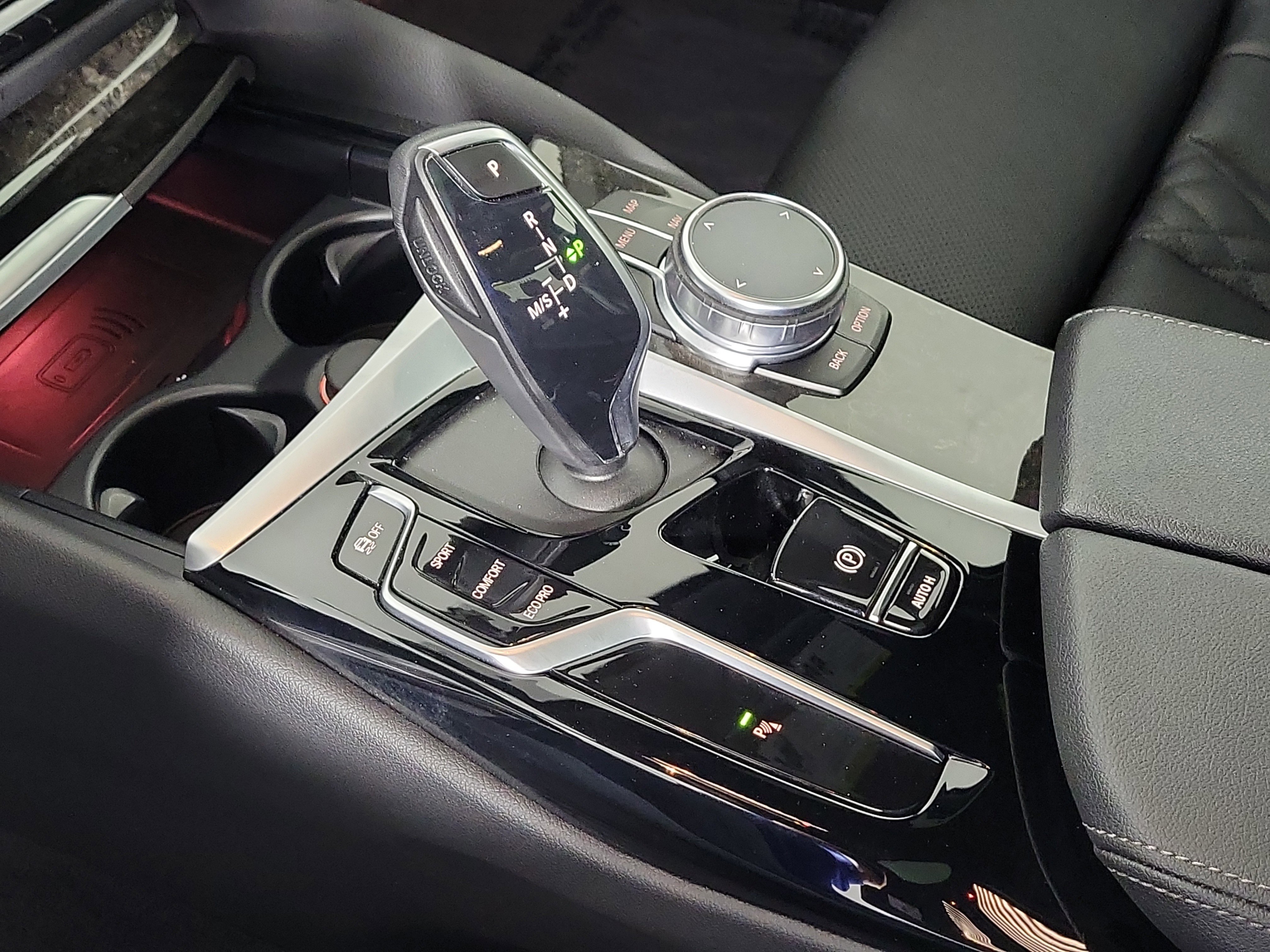 Certified 2023 BMW 540i xDrive w/ Premium Package image 22