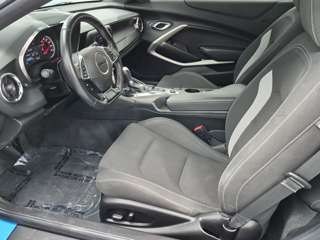 Used 2022 Chevrolet Camaro LT RWD image 15