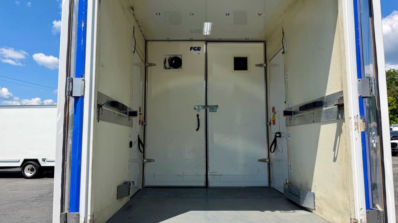 Used 2020 Ford Transit 350 w/ Upfitter Package RWD image 9