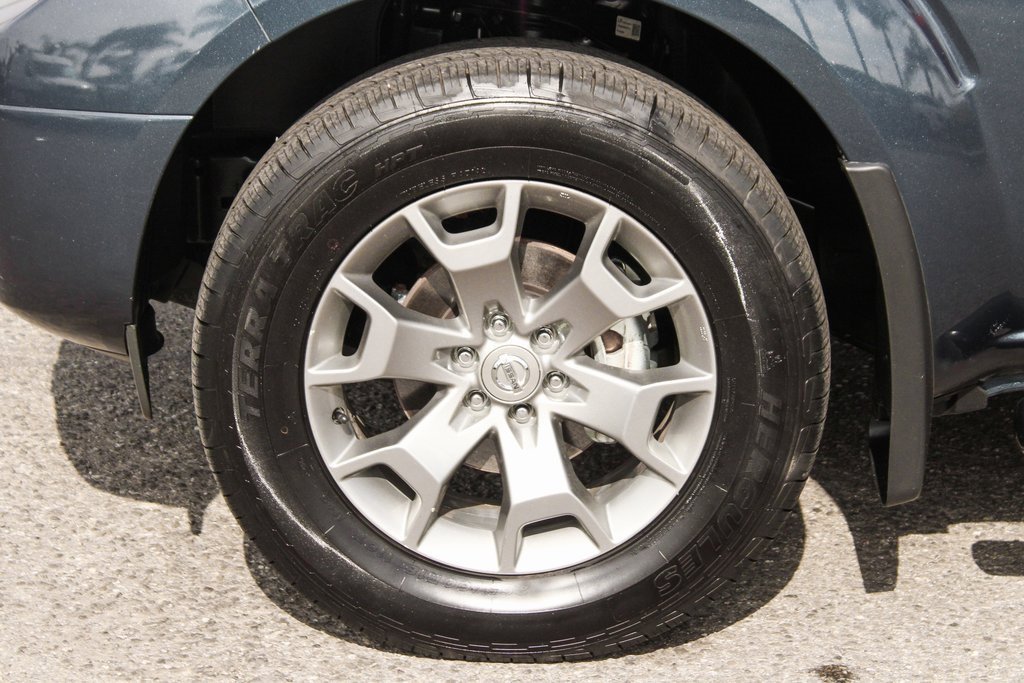 Used 2020 Nissan Frontier SV image 34