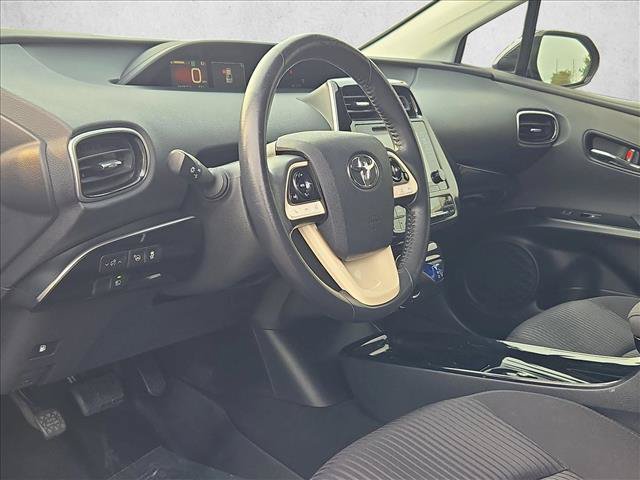 Used 2017 Toyota Prius Three FWD image 10