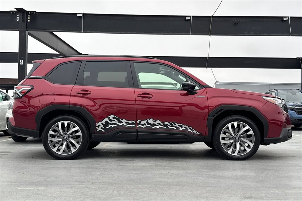 New 2025 Subaru Forester Touring image 4