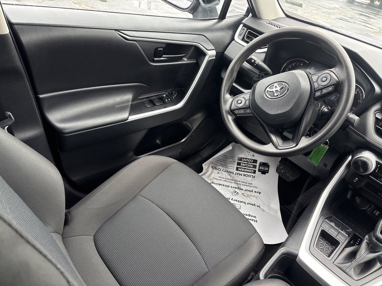 Certified 2025 Toyota RAV4 LE FWD image 16