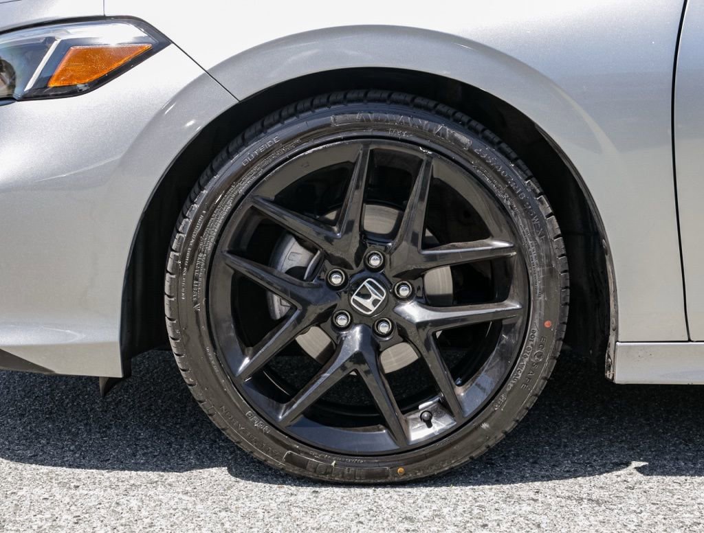 Used 2025 Honda Civic Sport image 11