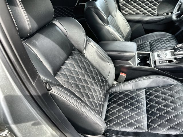 Used 2023 Mitsubishi Outlander AWD image 33