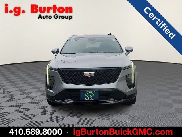 Certified 2024 Cadillac XT4 Sport w/ Technology Package FWD image 2