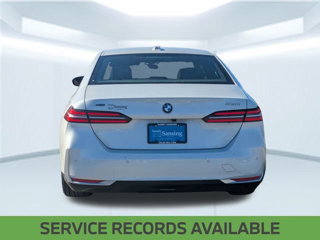 Used 2024 BMW 530i xDrive w/ Premium Package image 4
