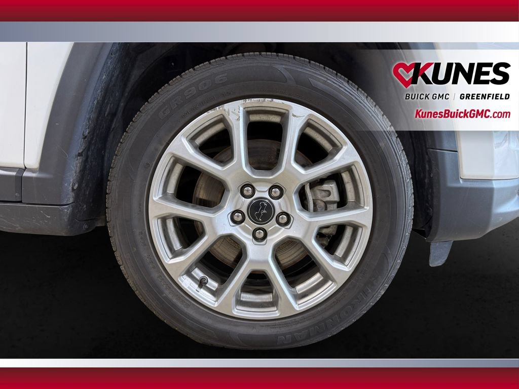 Used 2025 Jeep Compass Limited AWD/4WD image 13