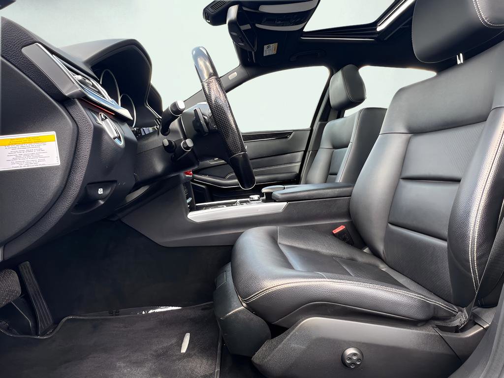 Used 2014 Mercedes-Benz E 350 4MATIC Sedan image 14