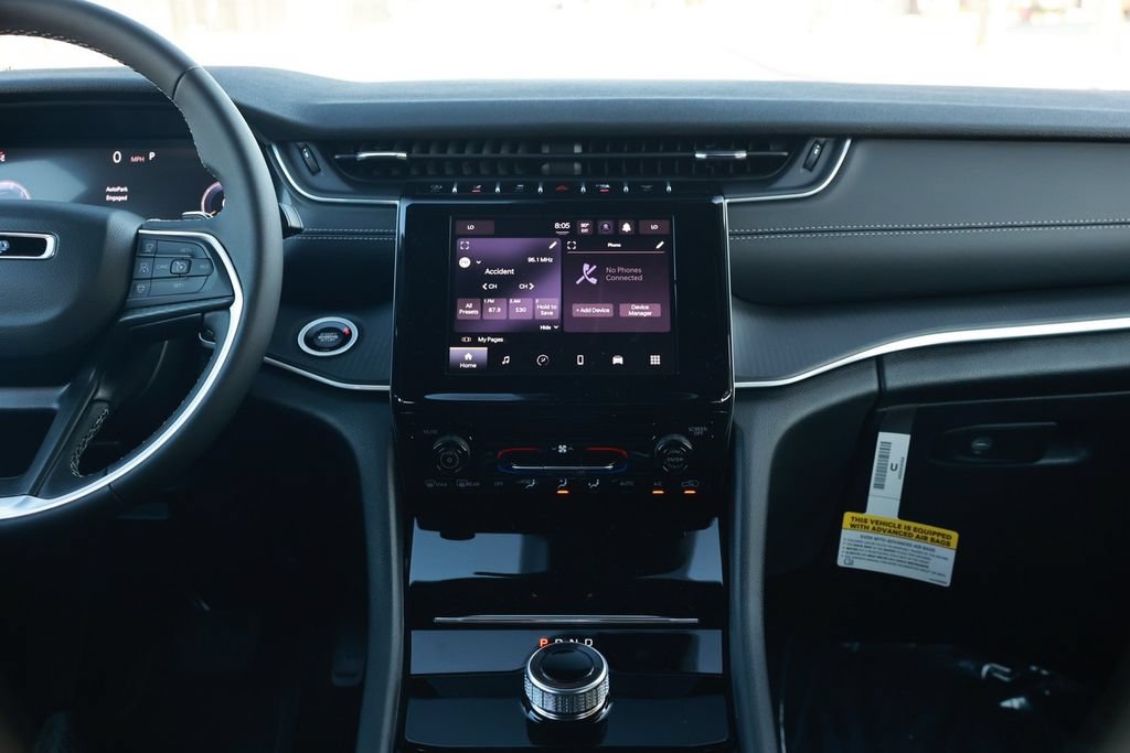New 2026 Jeep Grand Cherokee Laredo RWD image 24