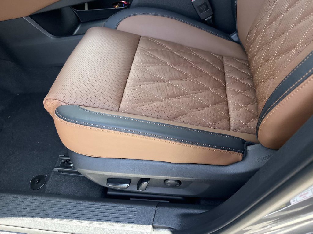 New 2026 Nissan Rogue Platinum AWD/4WD image 19