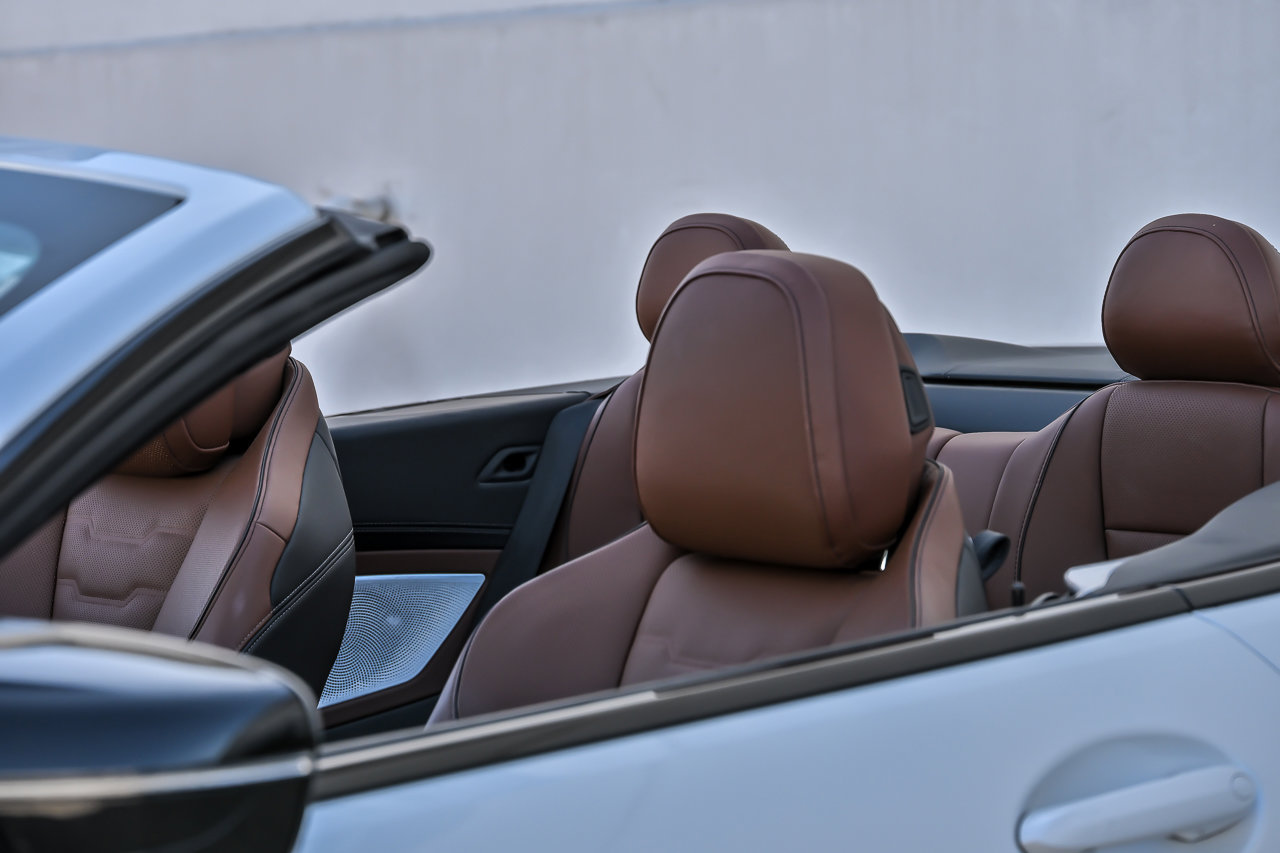 Used 2024 BMW M850i xDrive Convertible AWD/4WD image 14