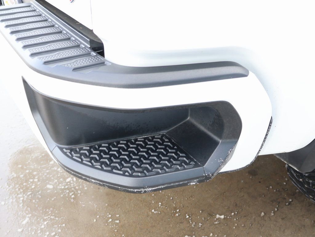 Certified 2021 GMC Sierra 1500 AT4 w/ Technology Package image 39