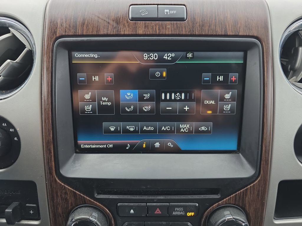 Used 2014 Ford F150 Lariat w/ Equipment Group 502A Luxury image 26